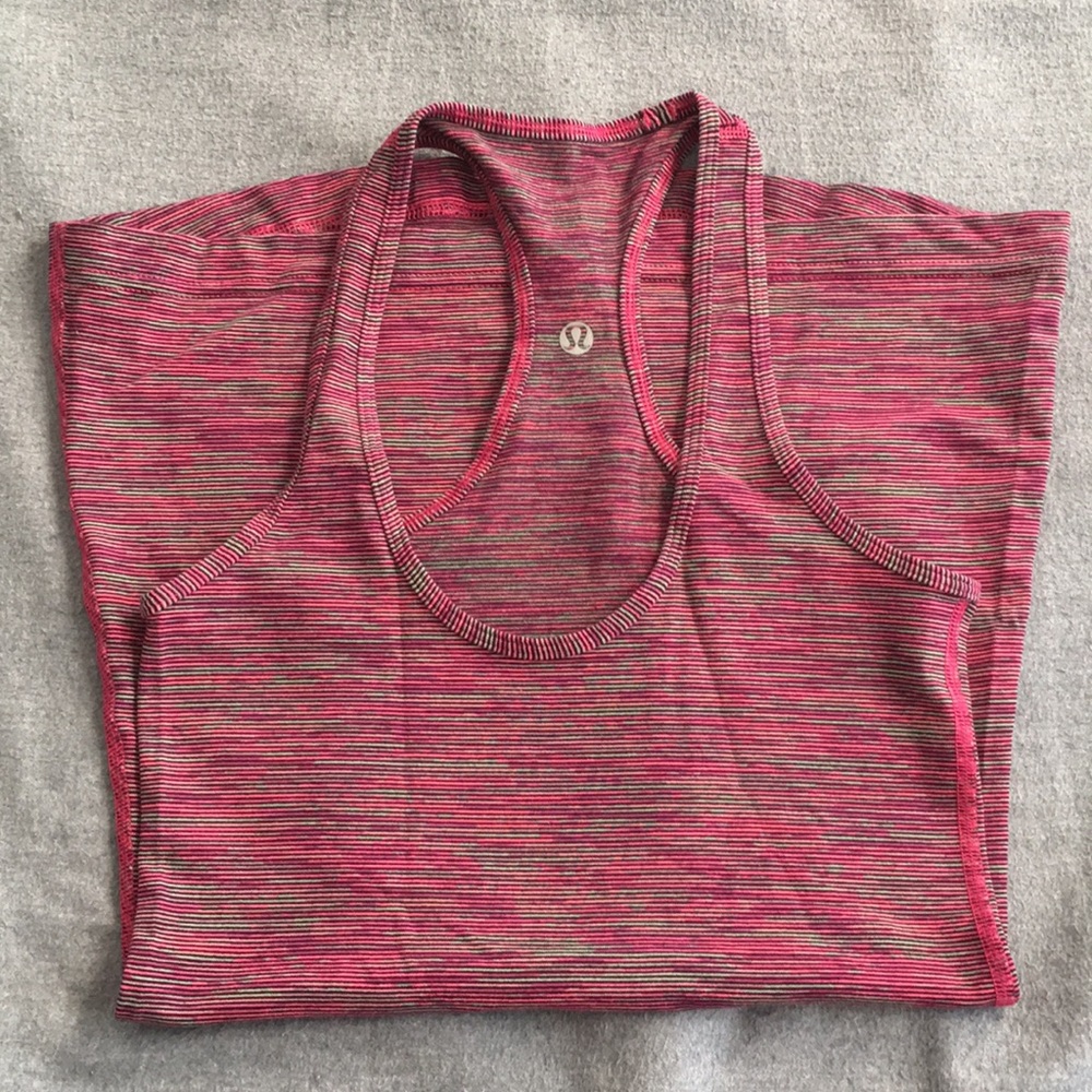 Lululemon Cool Racerback Tank Top (size 4)